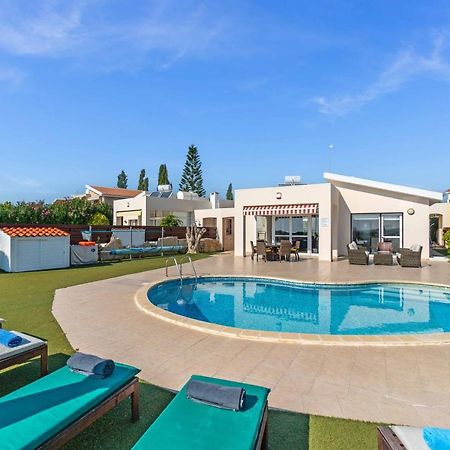 Villa Marina Sunrise By Ezoria Villas Coral Bay Extérieur photo