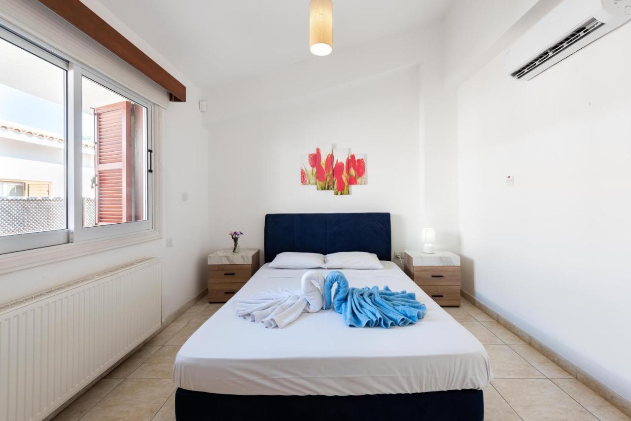 Villa Marina Sunrise By Ezoria Villas Coral Bay Extérieur photo