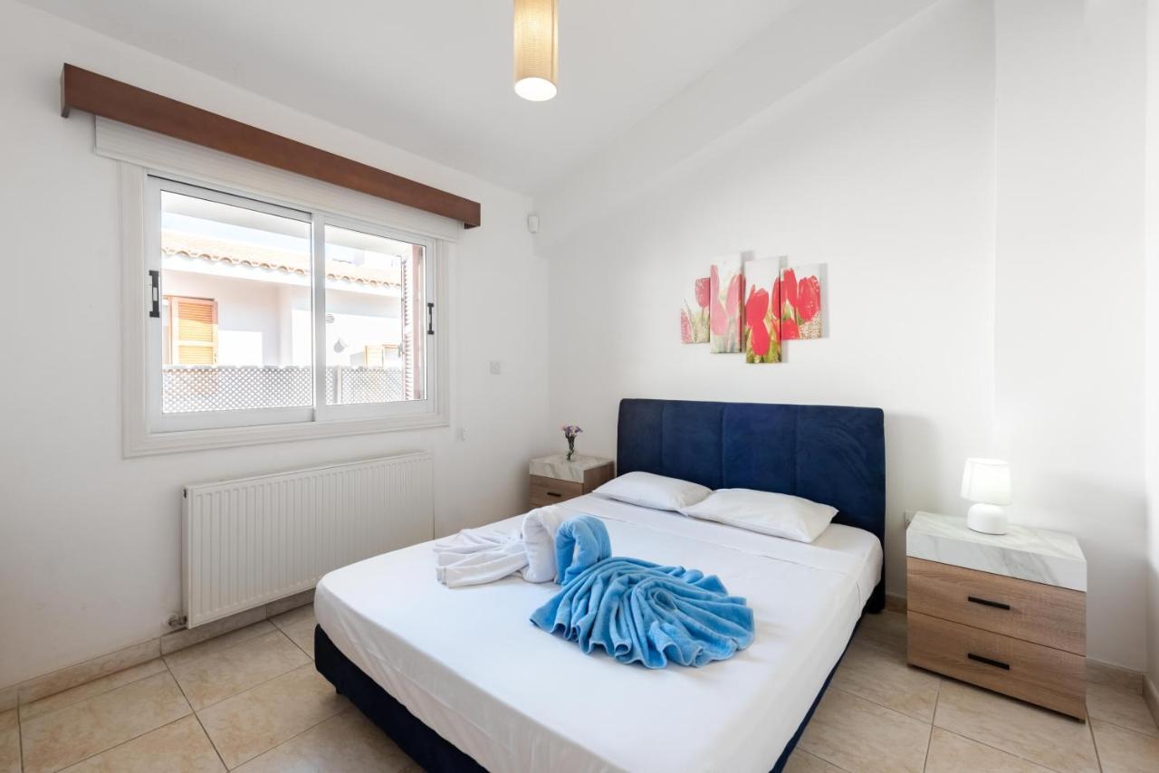 Villa Marina Sunrise By Ezoria Villas Coral Bay Extérieur photo