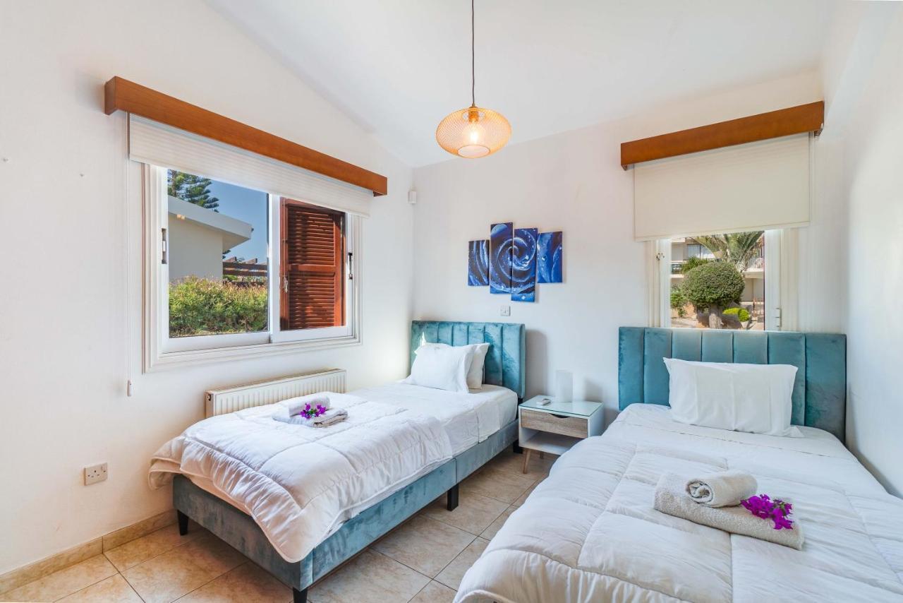 Villa Marina Sunrise By Ezoria Villas Coral Bay Extérieur photo